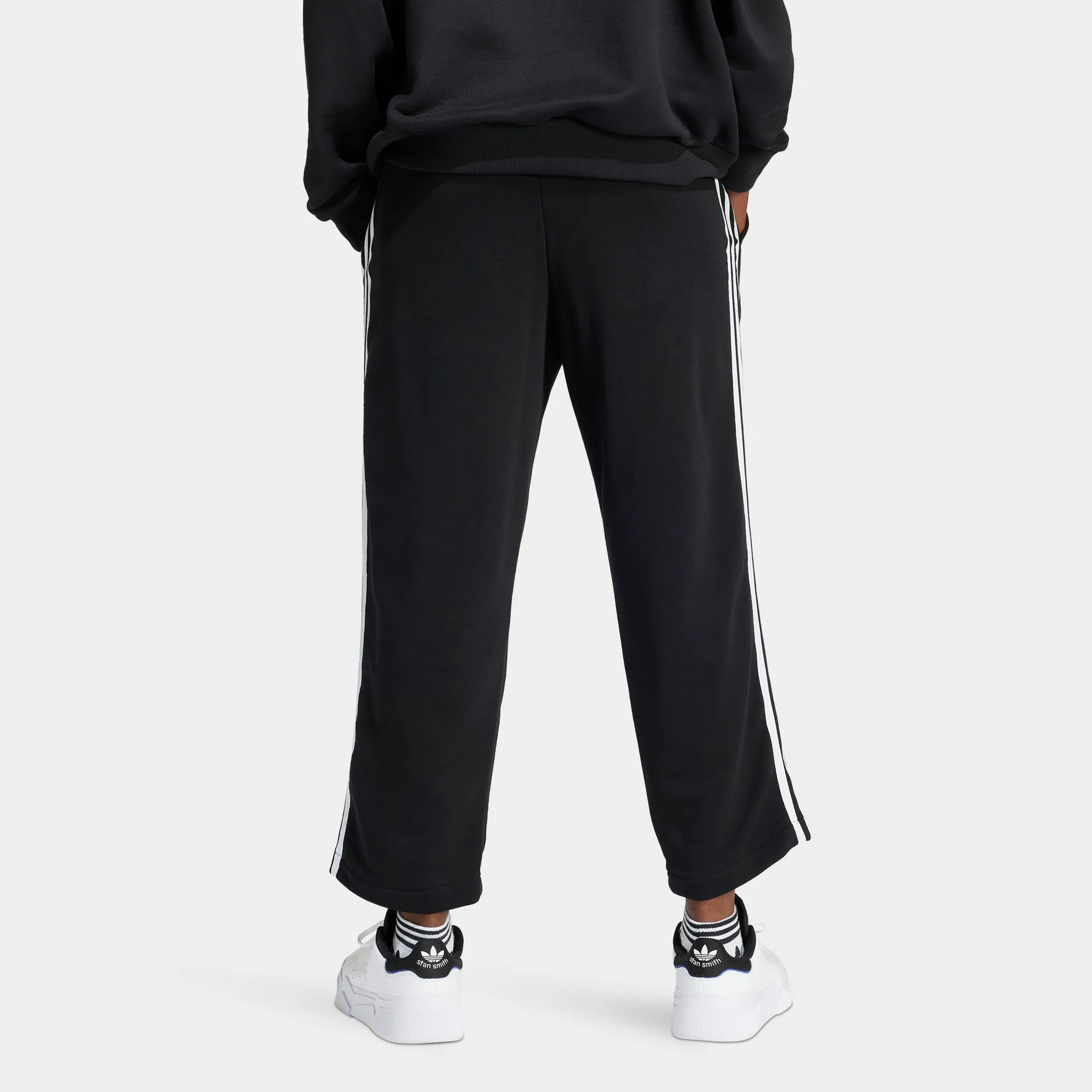 adidas Originals Women's 3-Stripes Joggers / Black