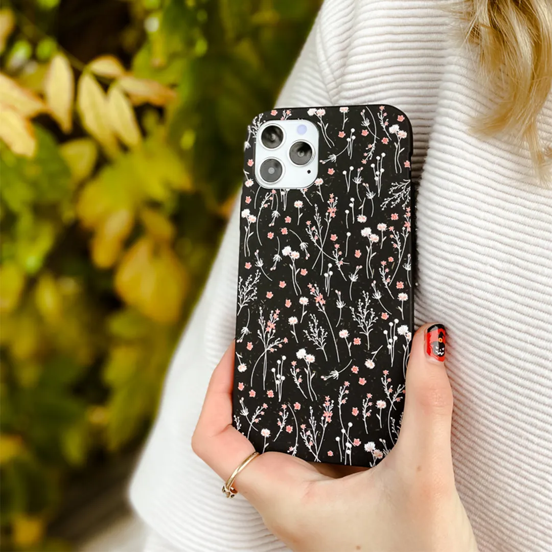 Black Night Garden iPhone 6/6s/7/8/SE Case