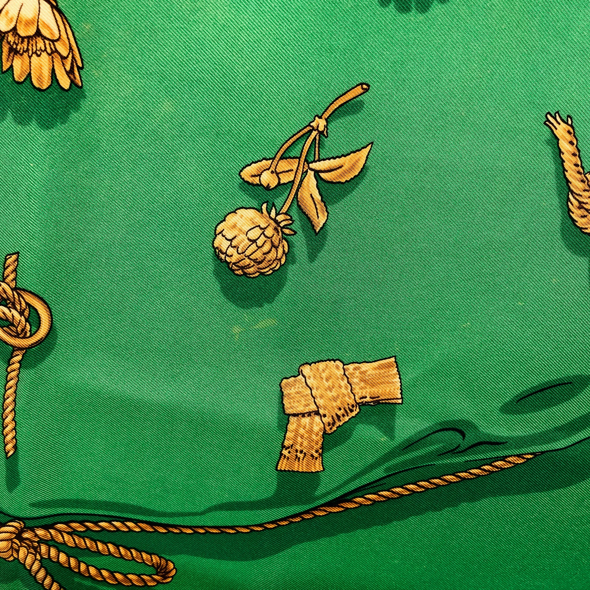 Clips Hermes Scarf by Rybal 90cm Silk Twill Parakeet Green Col.