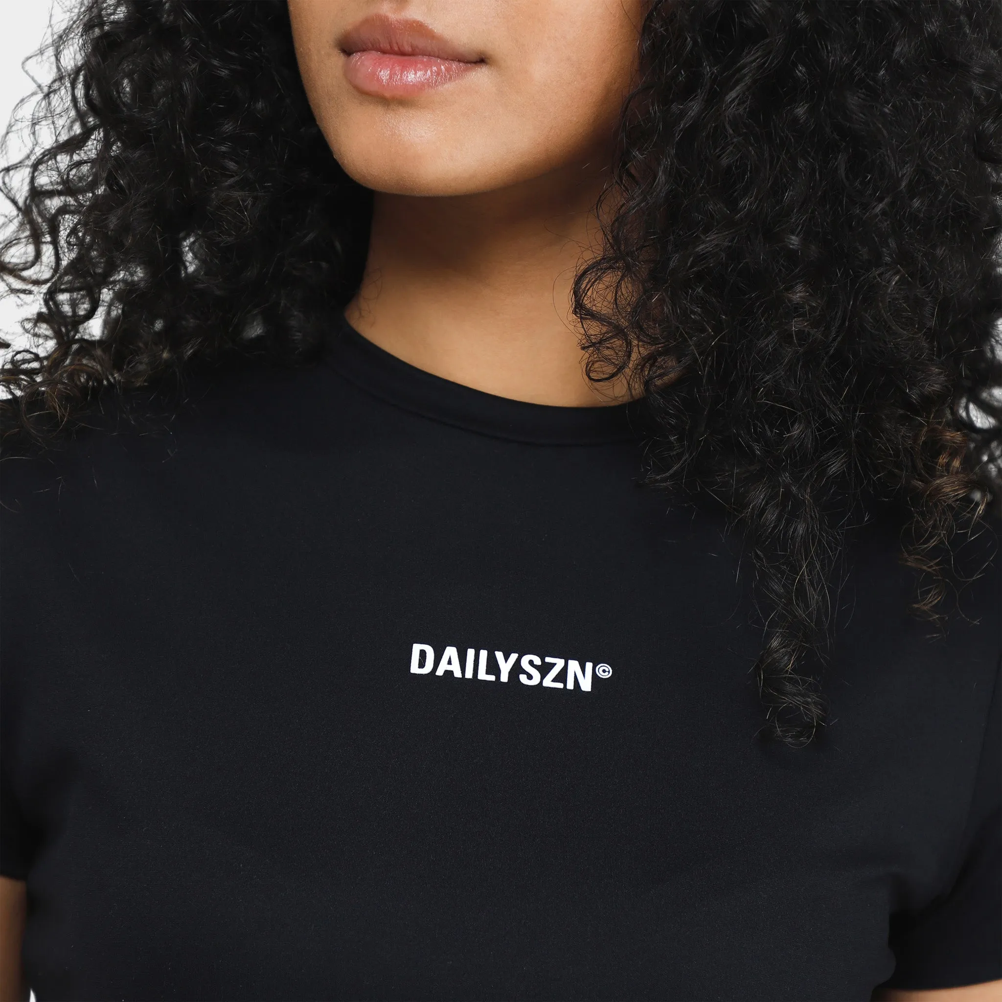 DAILYSZN Women's Daily T-shirt / Black